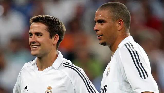 队员们在场 队员们在场